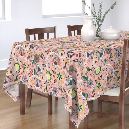 HOME_GOOD_RECTANGULAR_TABLE_CLOTH