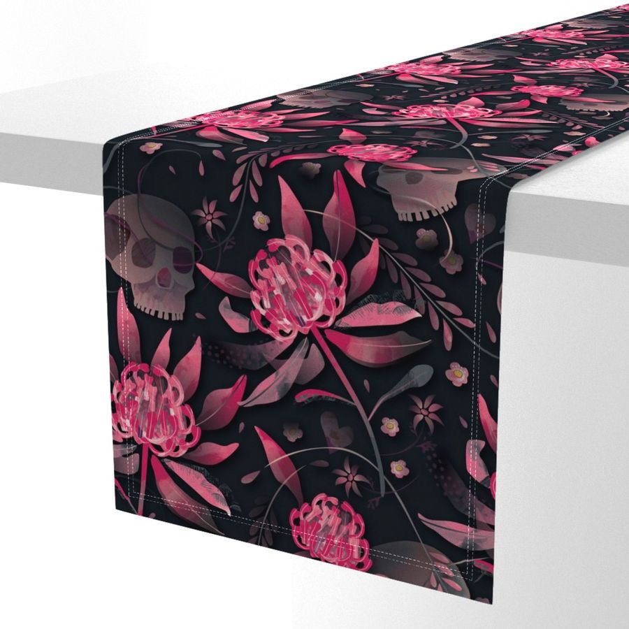 HOME_GOOD_TABLE_RUNNER