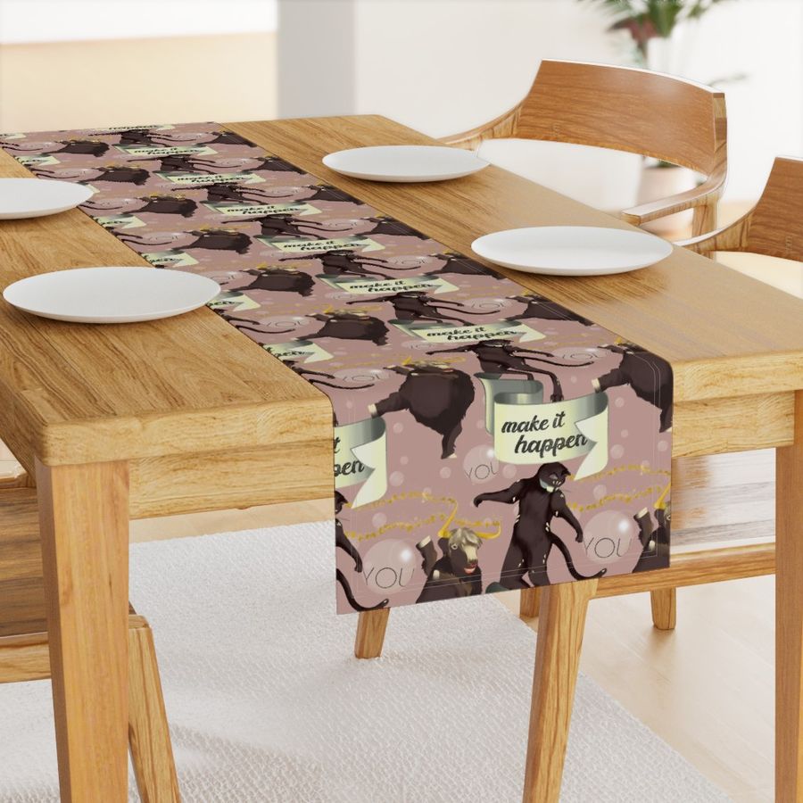 HOME_GOOD_TABLE_RUNNER