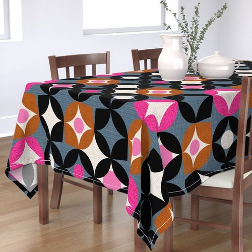 HOME_GOOD_RECTANGULAR_TABLE_CLOTH