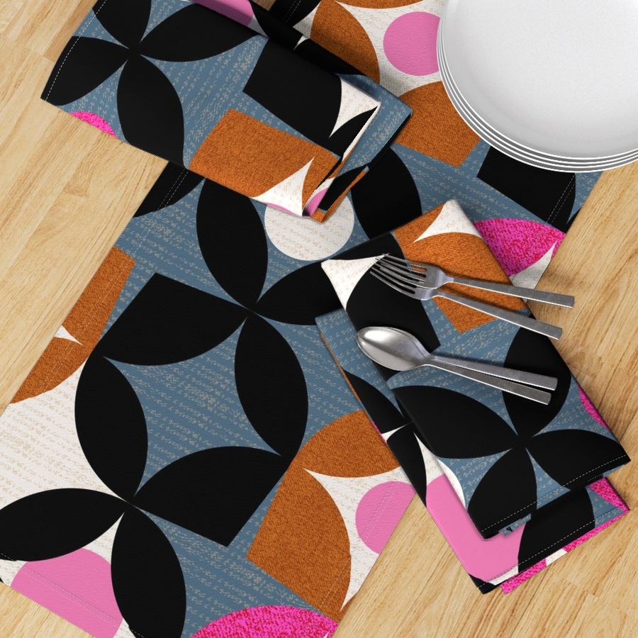 HOME_GOOD_TABLE_RUNNER