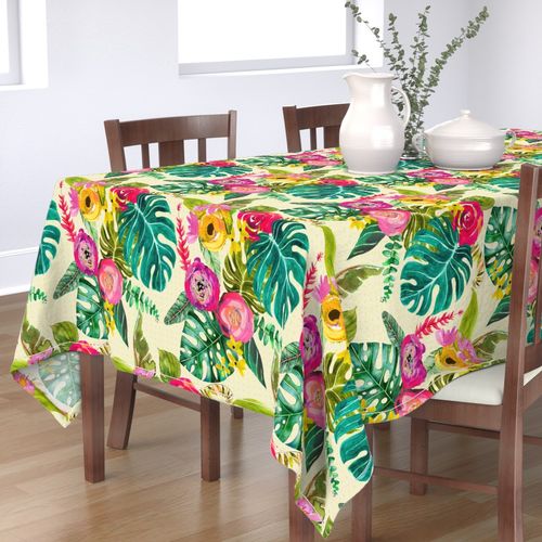 HOME_GOOD_RECTANGULAR_TABLE_CLOTH