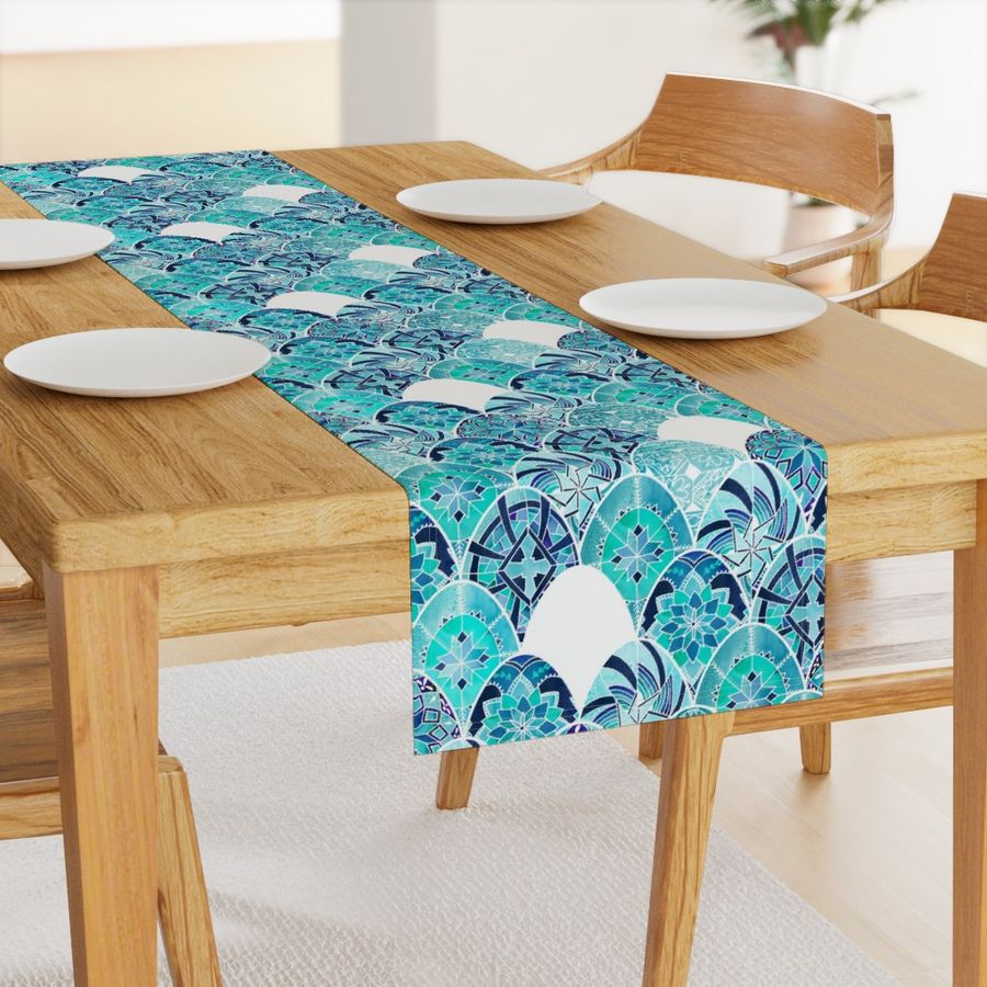 HOME_GOOD_TABLE_RUNNER