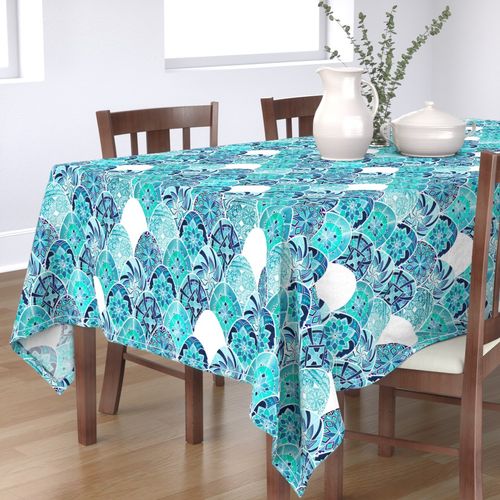 HOME_GOOD_RECTANGULAR_TABLE_CLOTH