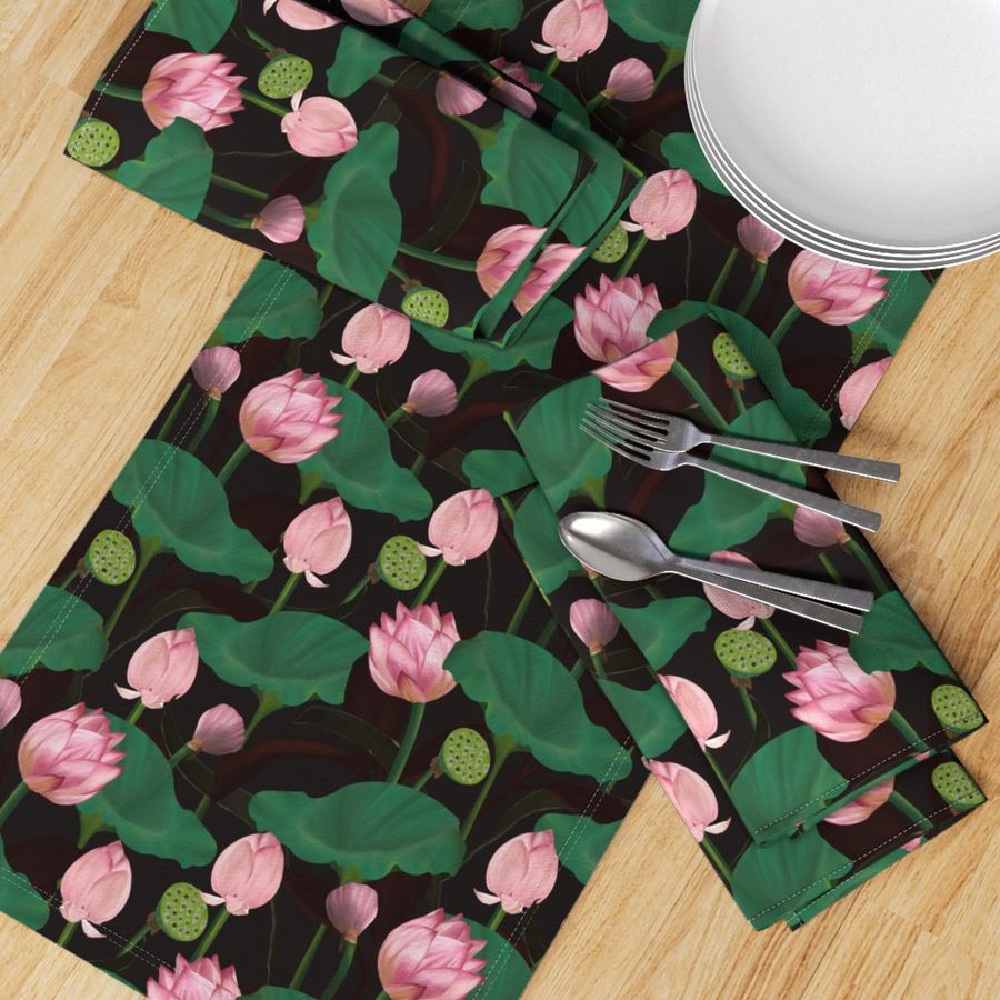 HOME_GOOD_TABLE_RUNNER