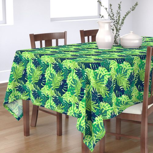 HOME_GOOD_RECTANGULAR_TABLE_CLOTH