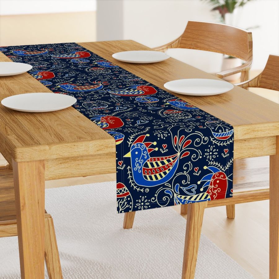 HOME_GOOD_TABLE_RUNNER