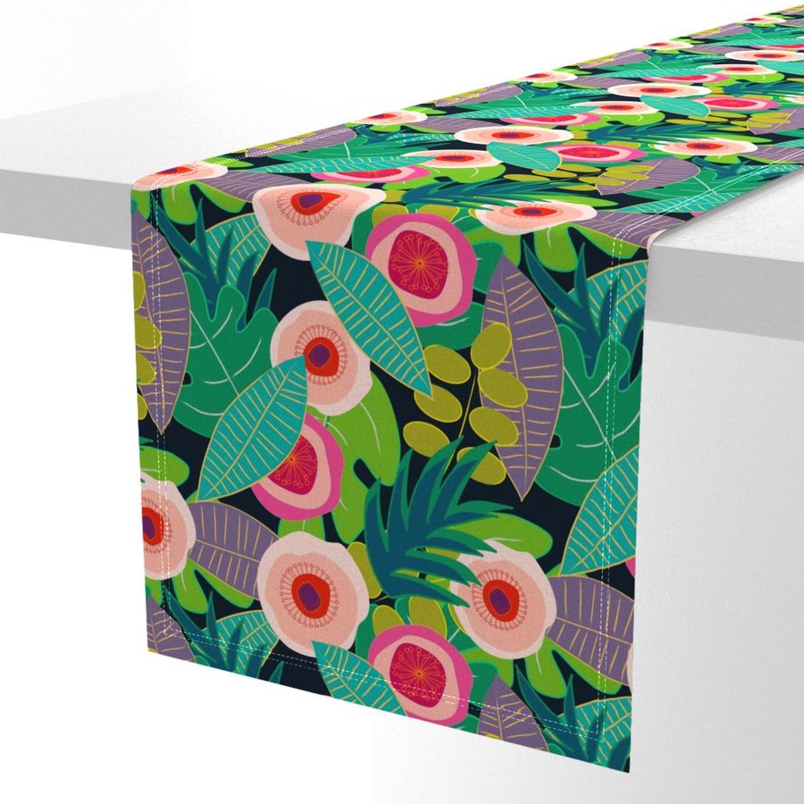 HOME_GOOD_TABLE_RUNNER