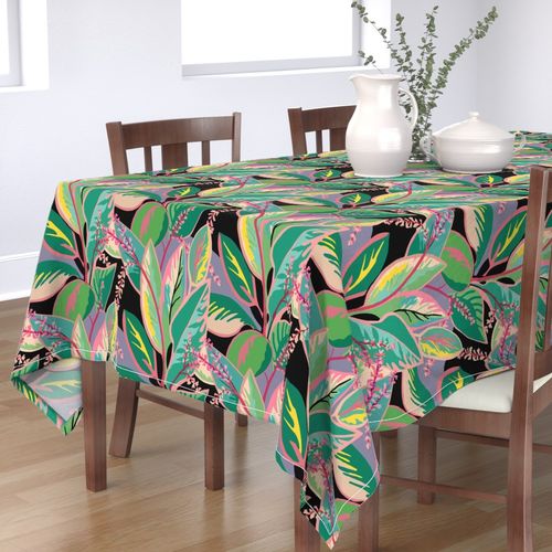 HOME_GOOD_RECTANGULAR_TABLE_CLOTH