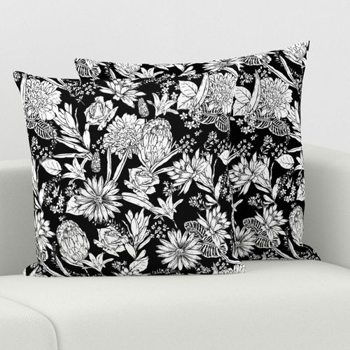 HOME_GOOD_SQUARE_THROW_PILLOW