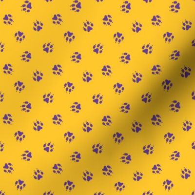 Trotting Best of Breed paw prints - purple on gold