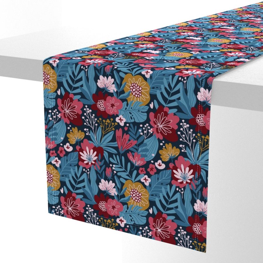 HOME_GOOD_TABLE_RUNNER