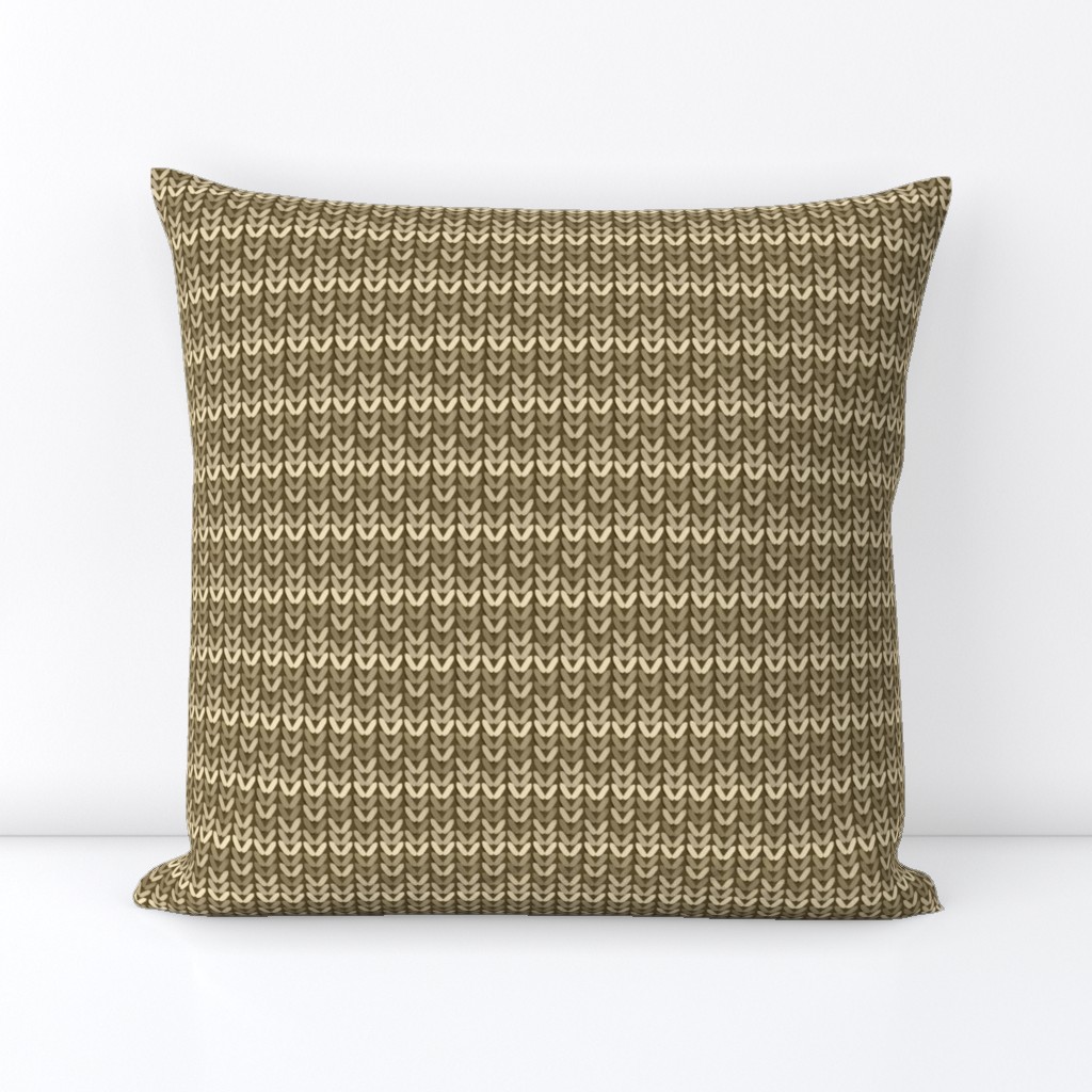 Love to Knit / yarn  Taupe 