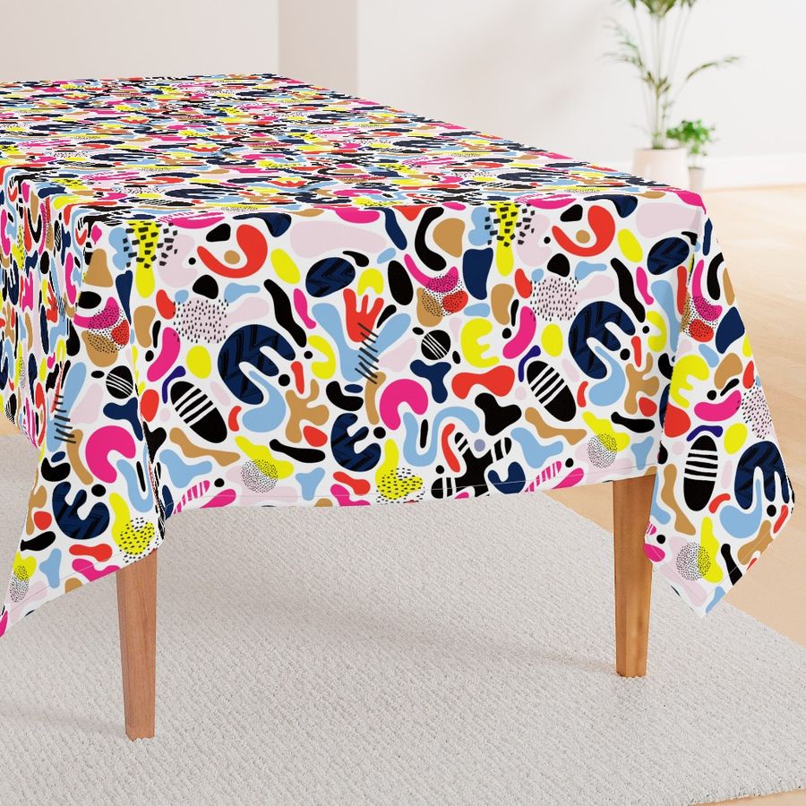 HOME_GOOD_RECTANGULAR_TABLE_CLOTH