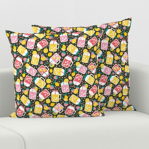 HOME_GOOD_SQUARE_THROW_PILLOW