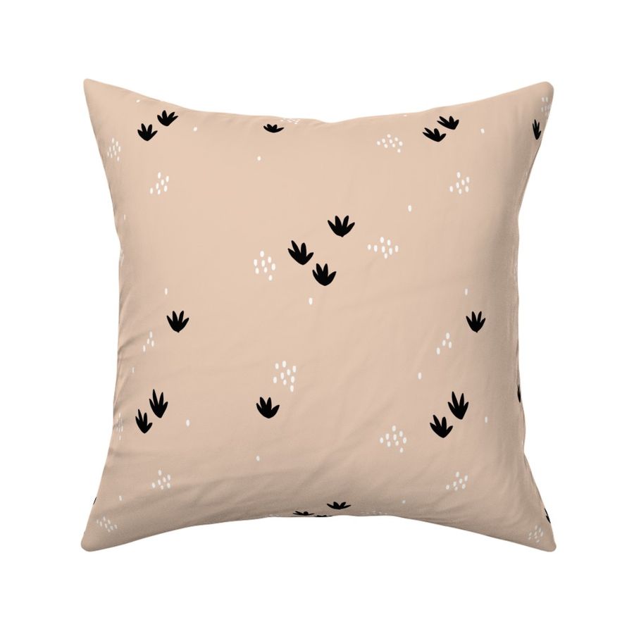 HOME_GOOD_SQUARE_THROW_PILLOW