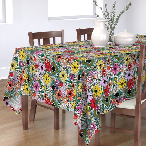 HOME_GOOD_RECTANGULAR_TABLE_CLOTH