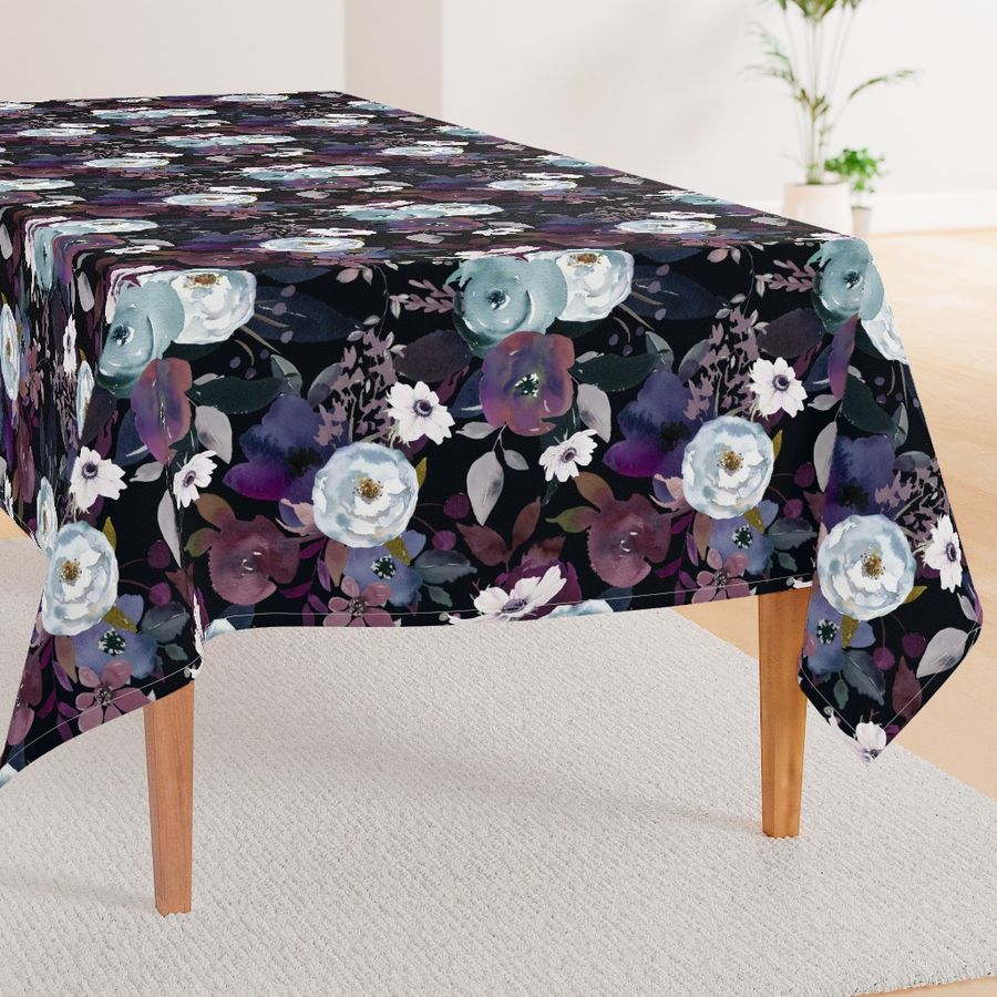 HOME_GOOD_RECTANGULAR_TABLE_CLOTH