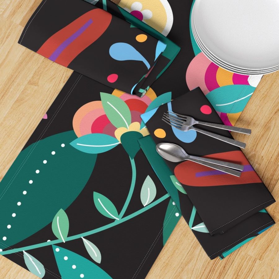 HOME_GOOD_TABLE_RUNNER