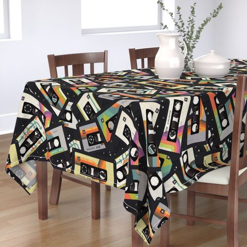 HOME_GOOD_RECTANGULAR_TABLE_CLOTH