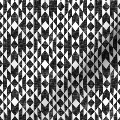 Geos - Black & White Texture (small)