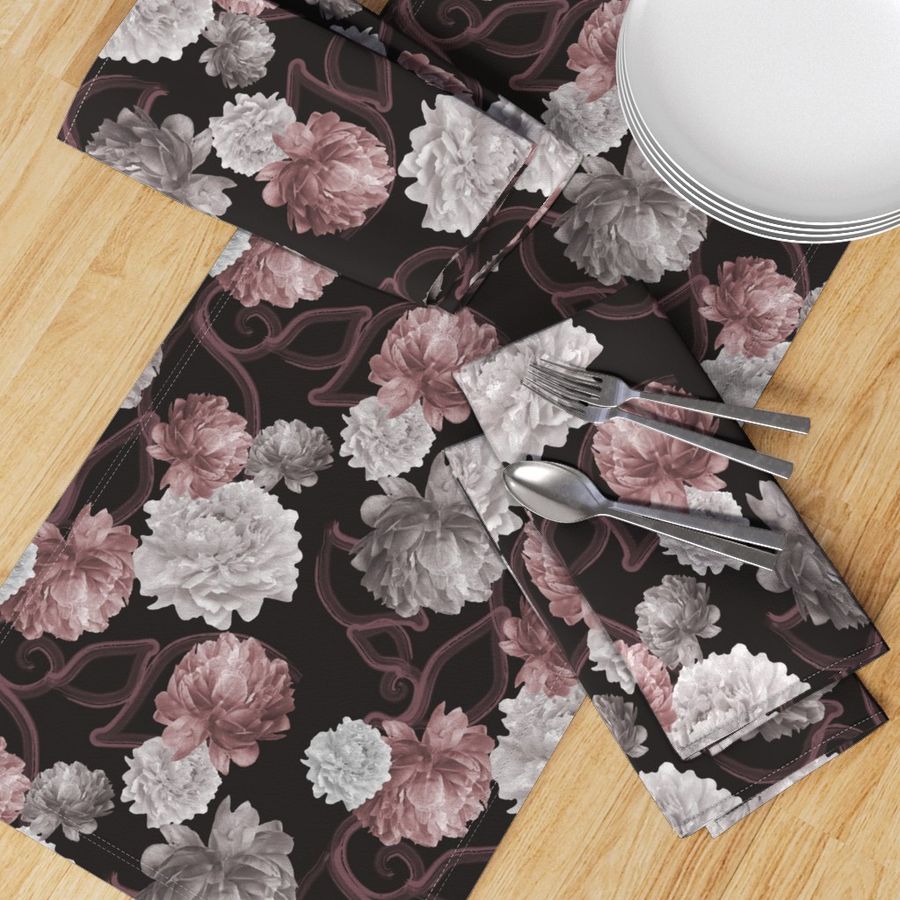 HOME_GOOD_TABLE_RUNNER