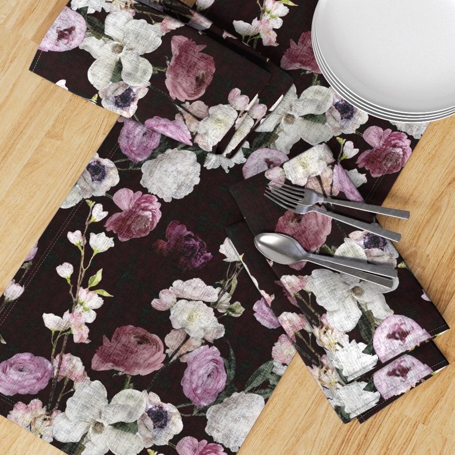 HOME_GOOD_TABLE_RUNNER