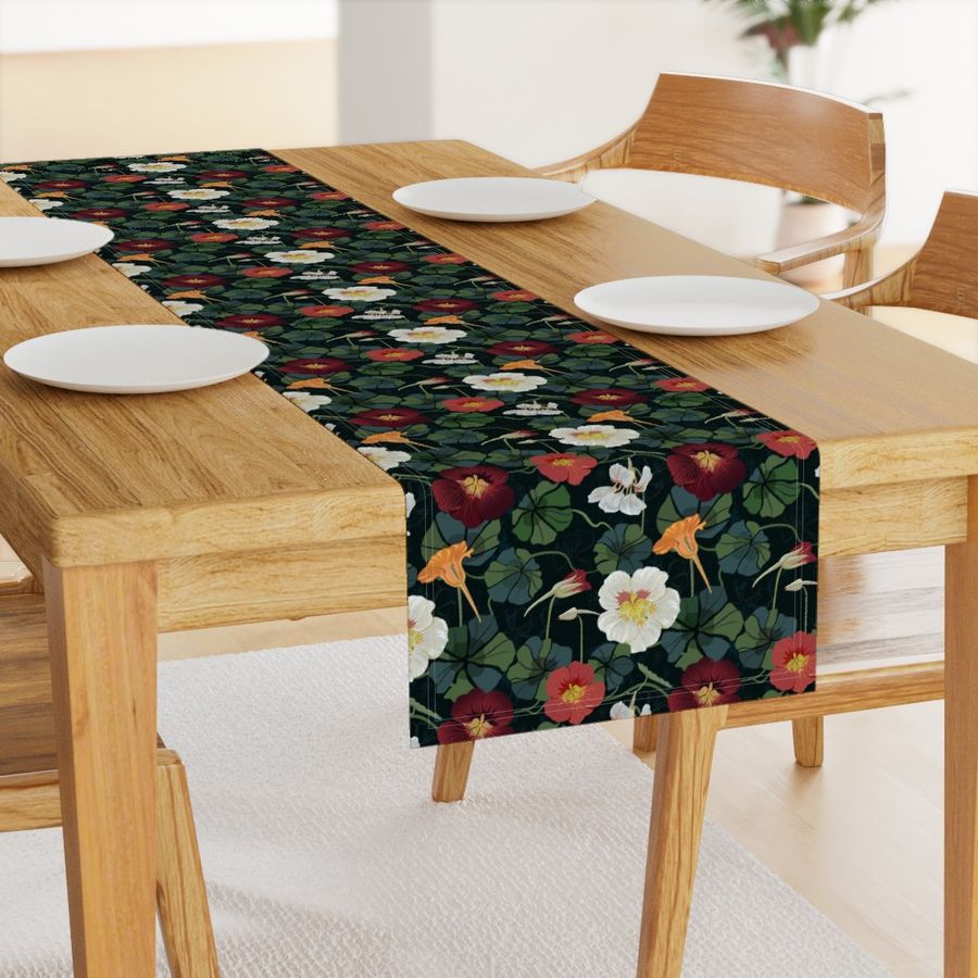 HOME_GOOD_TABLE_RUNNER