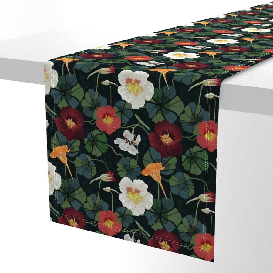 HOME_GOOD_TABLE_RUNNER