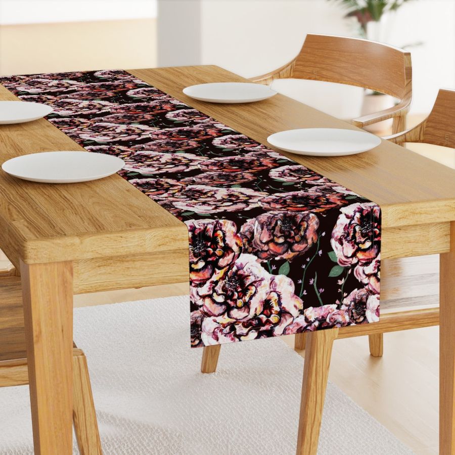 HOME_GOOD_TABLE_RUNNER