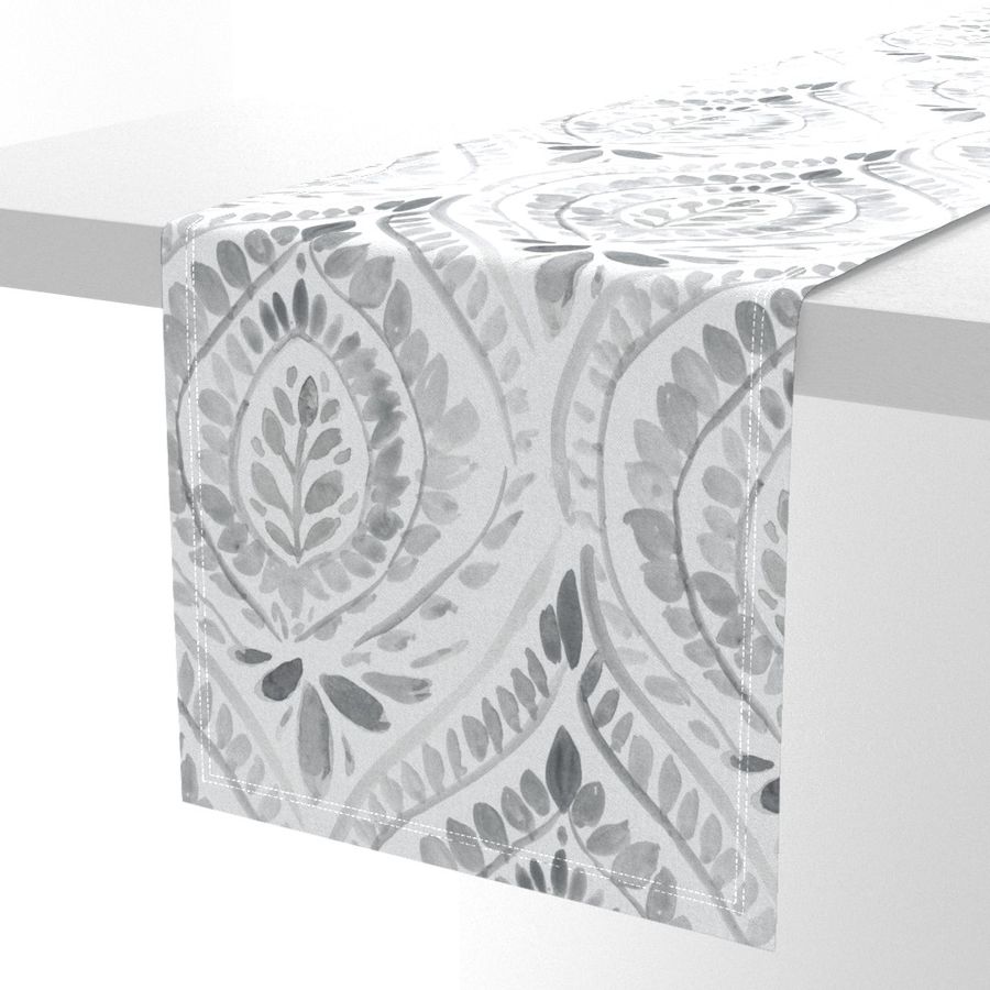 HOME_GOOD_TABLE_RUNNER