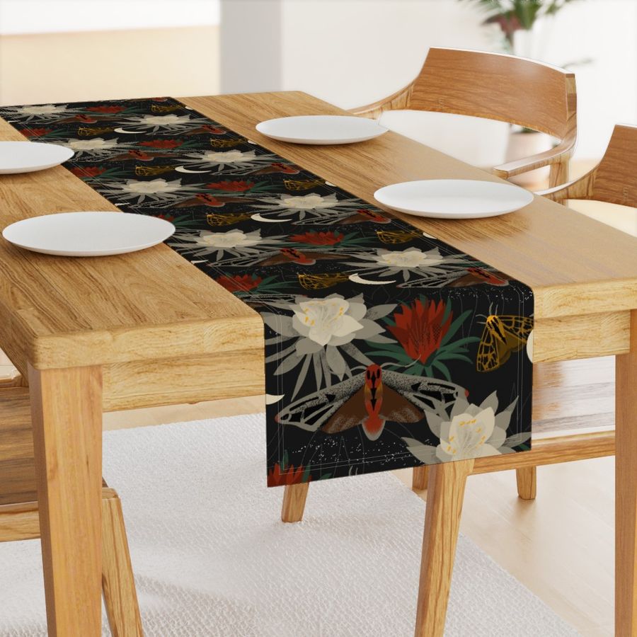 HOME_GOOD_TABLE_RUNNER