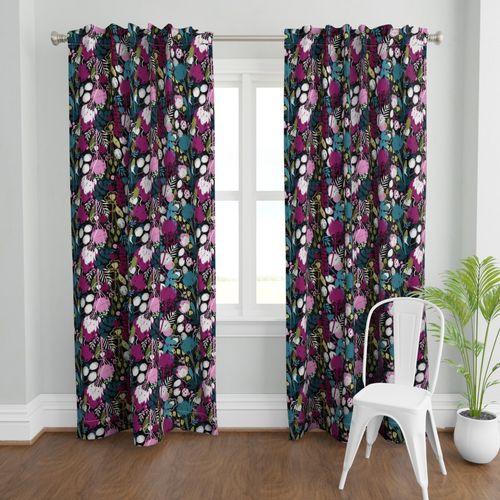 HOME_GOOD_CURTAIN_PANEL