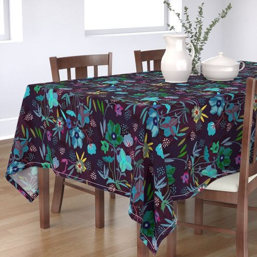 HOME_GOOD_RECTANGULAR_TABLE_CLOTH