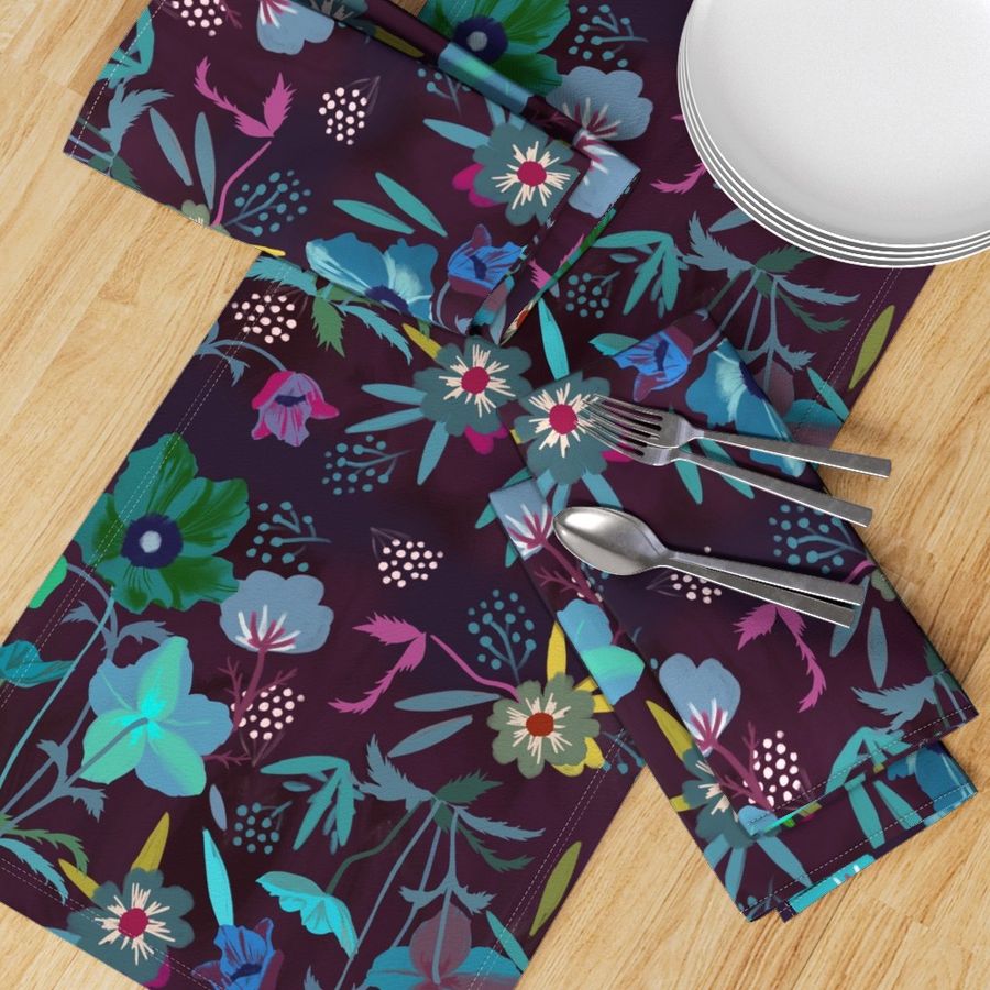 HOME_GOOD_TABLE_RUNNER