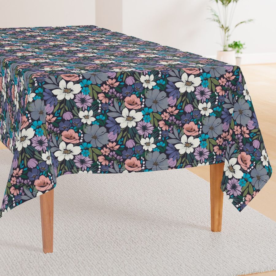 HOME_GOOD_RECTANGULAR_TABLE_CLOTH