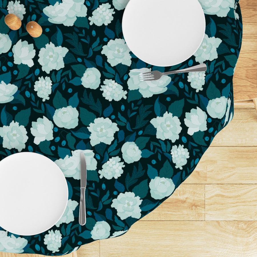 HOME_GOOD_ROUND_TABLE_CLOTH