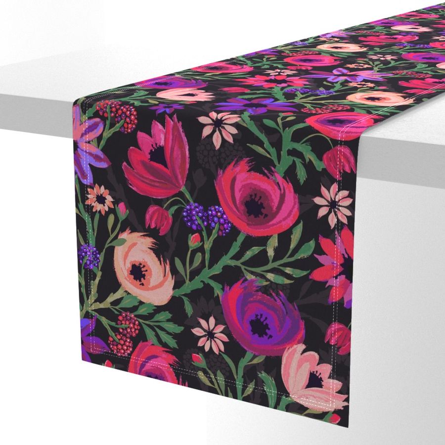 HOME_GOOD_TABLE_RUNNER