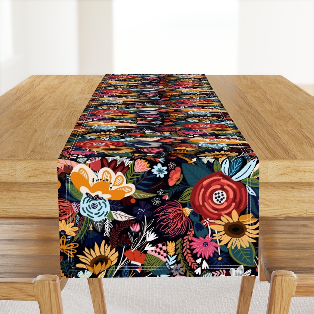 Popping Moody Floral - Large 