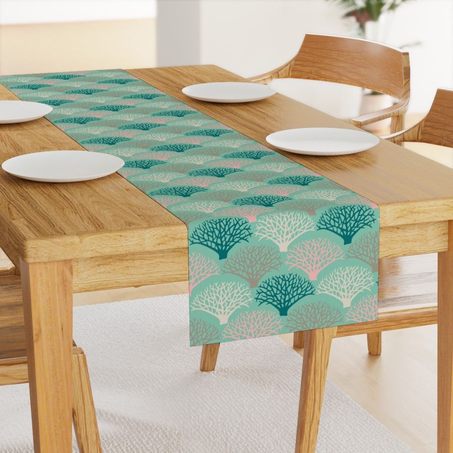 HOME_GOOD_TABLE_RUNNER