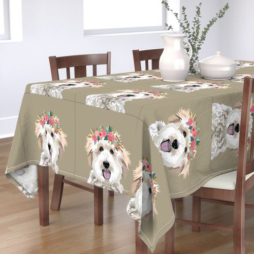 HOME_GOOD_RECTANGULAR_TABLE_CLOTH