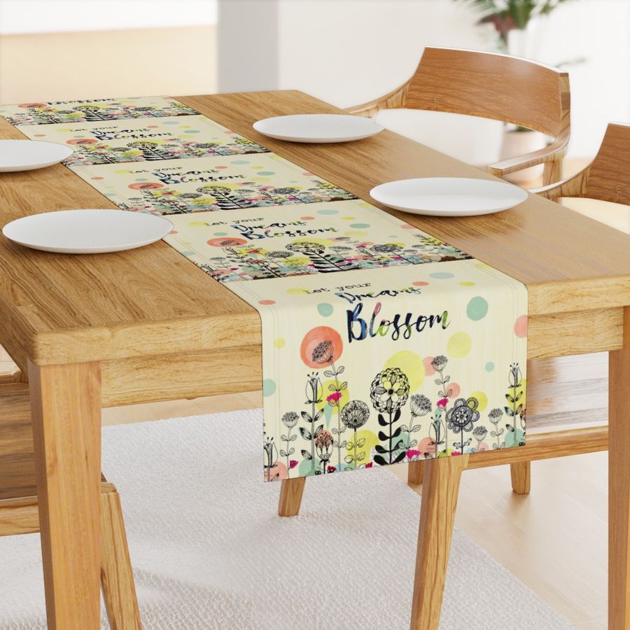 HOME_GOOD_TABLE_RUNNER