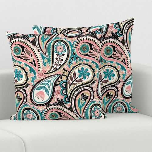 HOME_GOOD_SQUARE_THROW_PILLOW