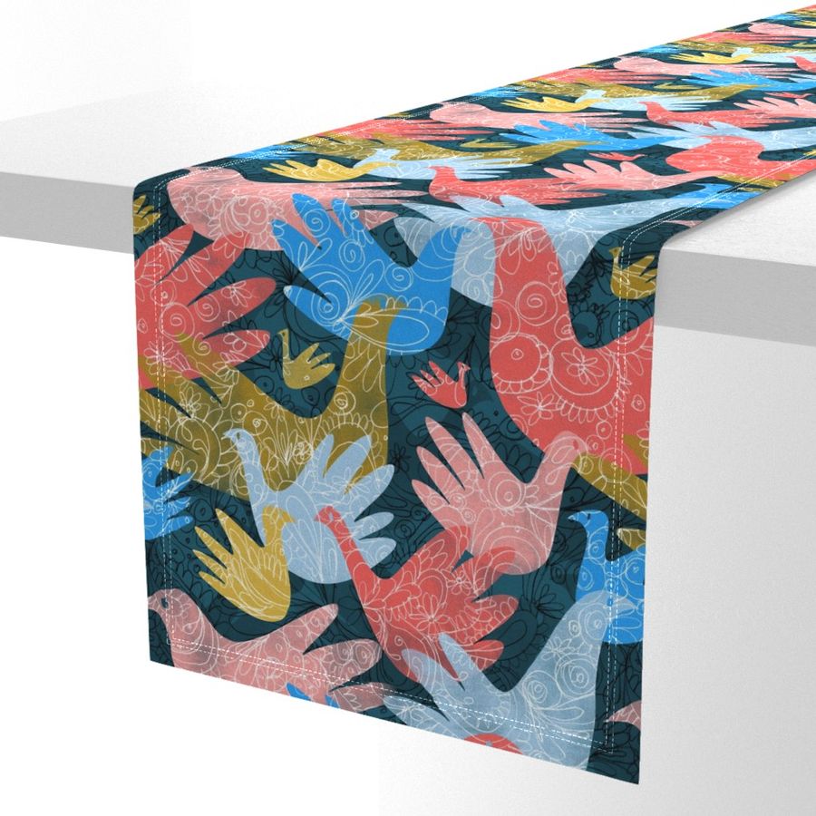 HOME_GOOD_TABLE_RUNNER