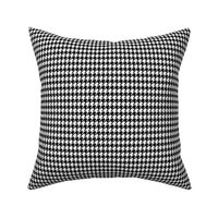 Tiny Elongated Hounds Tooth  Modern  / Black & White  Small Scale   