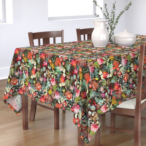 HOME_GOOD_RECTANGULAR_TABLE_CLOTH