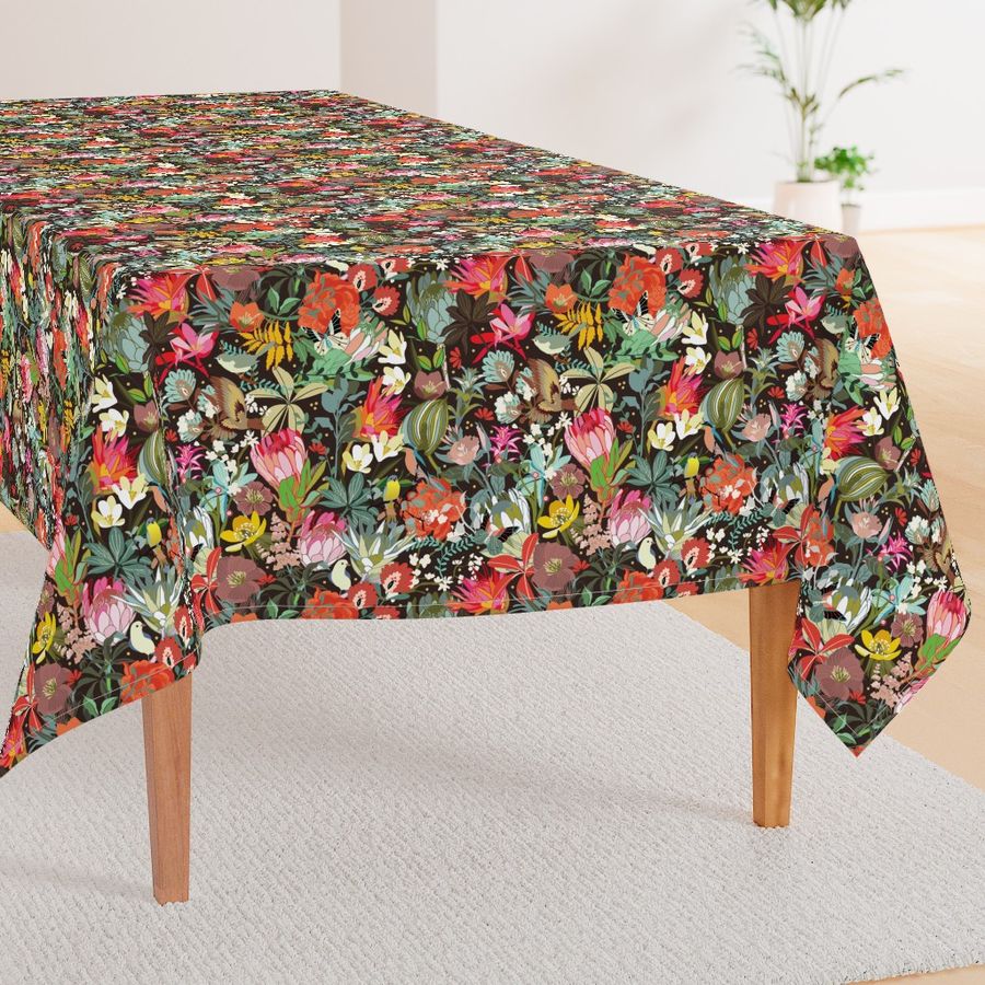 HOME_GOOD_RECTANGULAR_TABLE_CLOTH