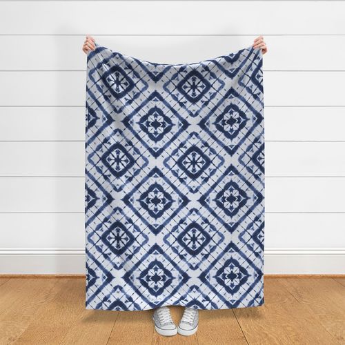 HOME_GOOD_THROW_BLANKET