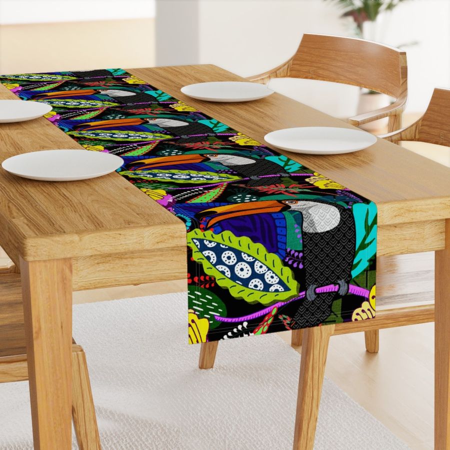 HOME_GOOD_TABLE_RUNNER