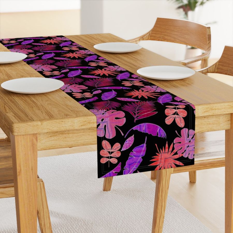 HOME_GOOD_TABLE_RUNNER